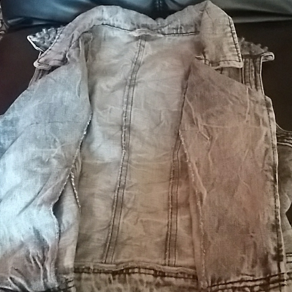 Jean vest - Picture 4 of 4